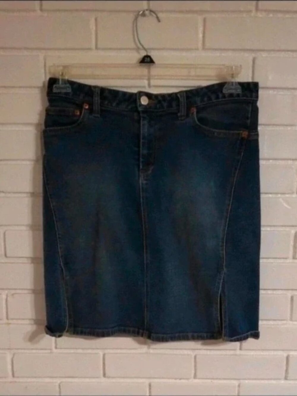 American Eagle Outfitters Medium Wash Stretch Straight Pencil Jean Skirt Size 6